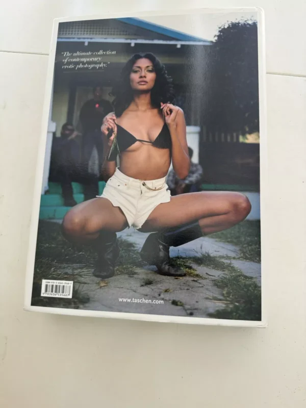 The New Erotic Photography 2 / Dian Hanson - Image 2