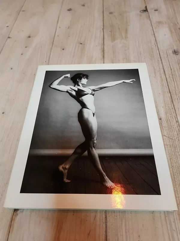 Lady Lisa Lyon / Robert Mapplethorpe (White Borders) - Image 2