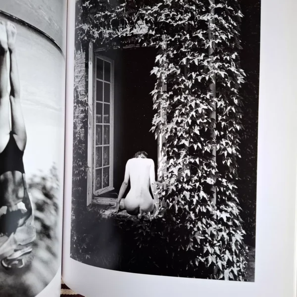 Derrieres / Jeanloup Sieff - Image 2